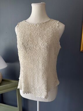 STUNNING Jkara New York Beaded Cream Floral Lace Camisole